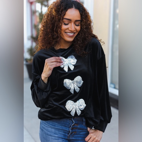 Home For The Holiday Silver Sequin Bow Velvet Pullover Top - Picture 6 of 16